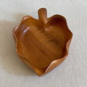 Vintage Carved Monkey Pod Wood Taro Leaf Bowl